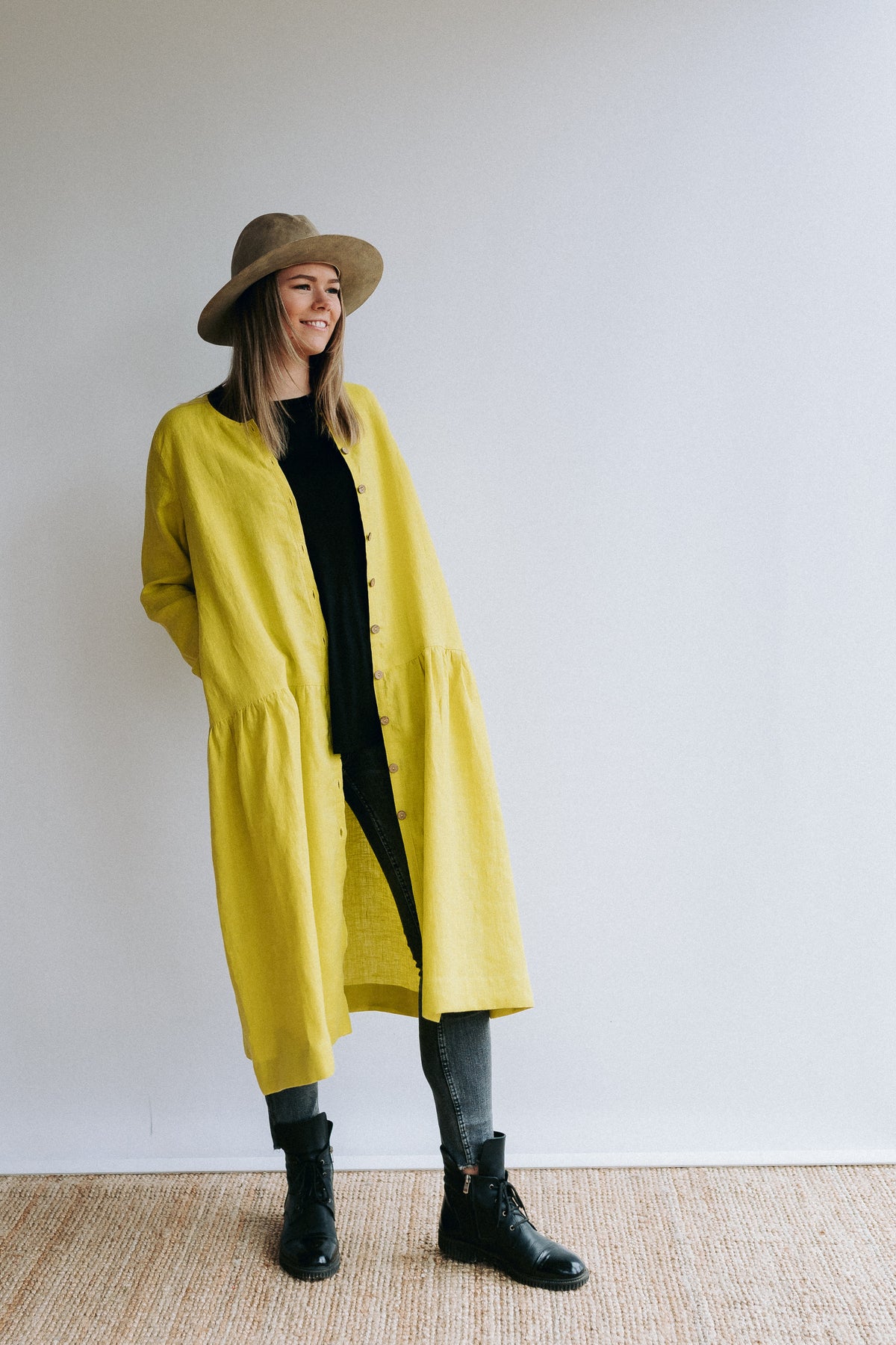 Women's linen shop duster coat