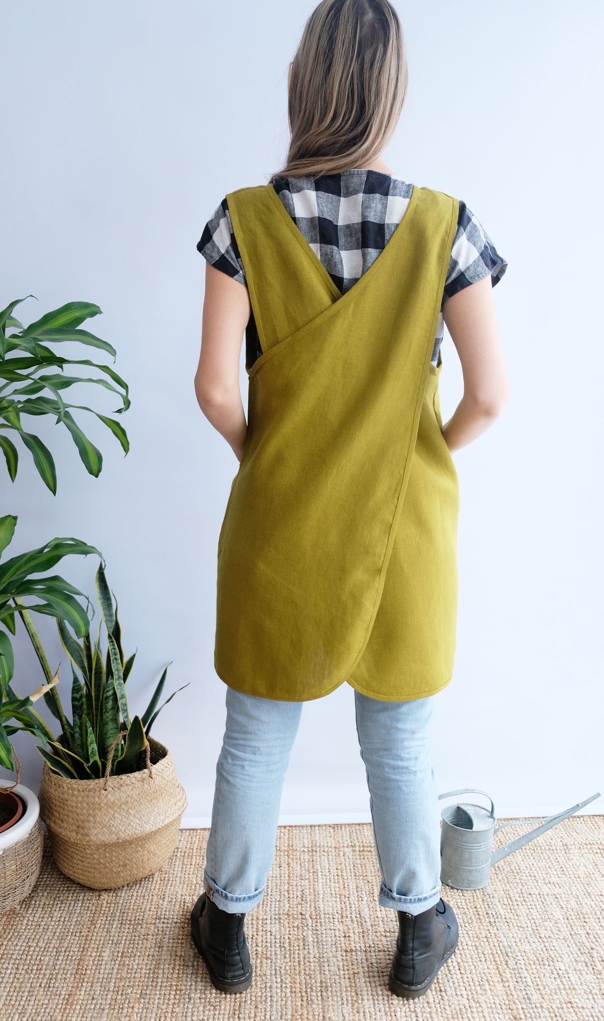 Linen Pinafore Apron 'Marian', Cross Back Apron - Linenbee