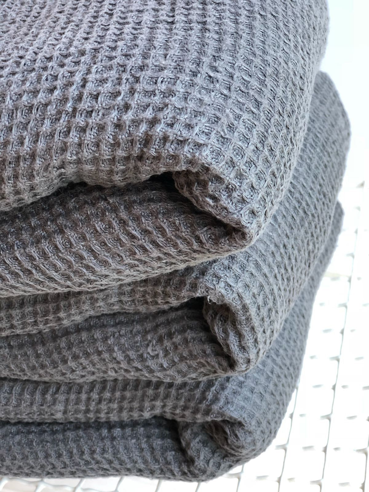 Linen Waffle Towel in Taupe, Waffle Bath Towel Set: Hand, Body Towels, Large  Waffle Textured Soft Washed Linen 