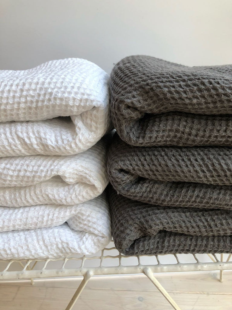 Large Black Waffle Linen Bath Towel. Organic Hand Towel Set. Washed Linen Bath  Sheet for Beach, Travel, Sauna, Gym. Quick Dry. Various Sizes 