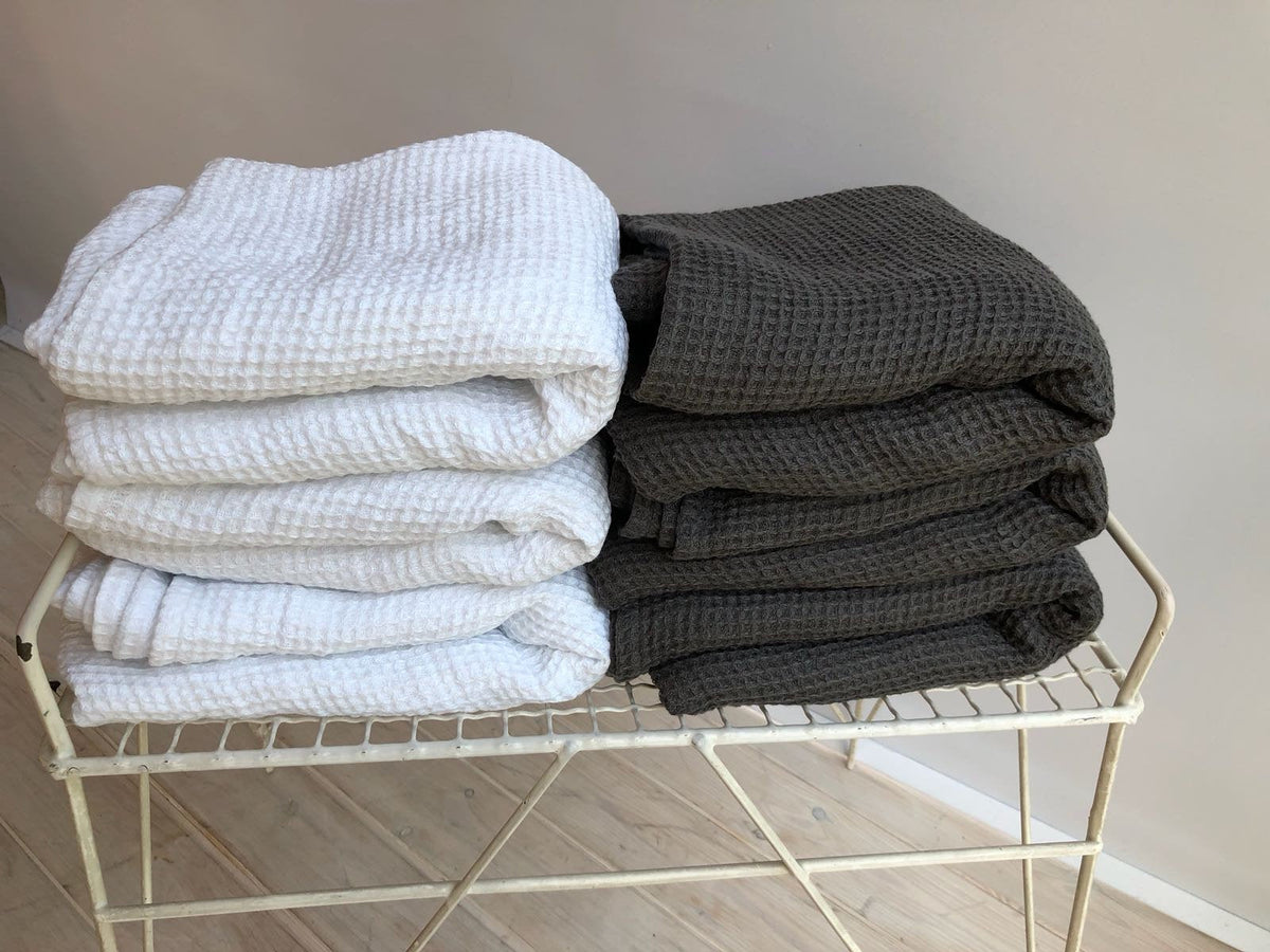 Dark Gray Waffle Linen Bath Towel