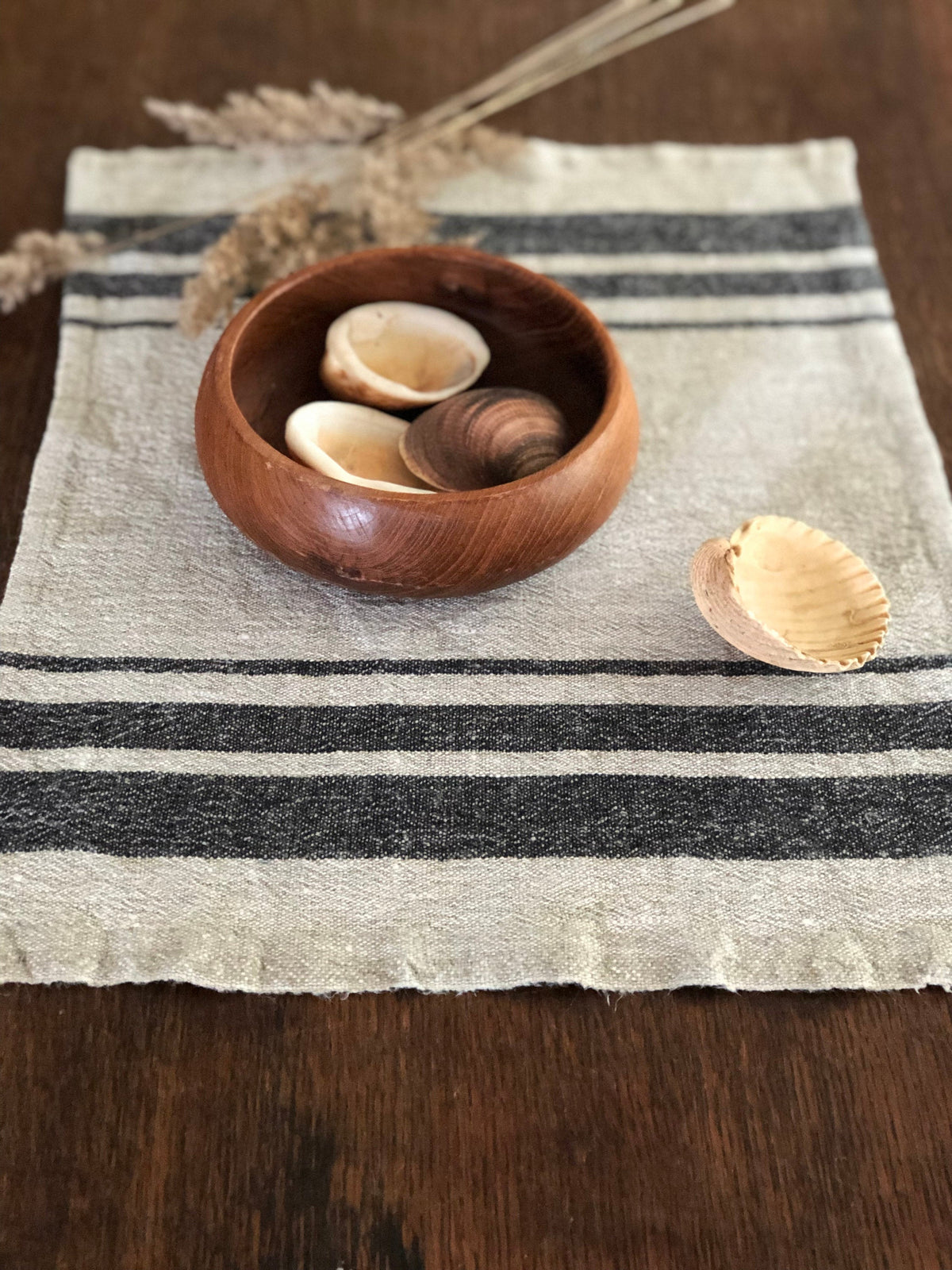 Linen Placemats and Cloth Napkins, Set of Placemats and linen napkins -  Linenbee