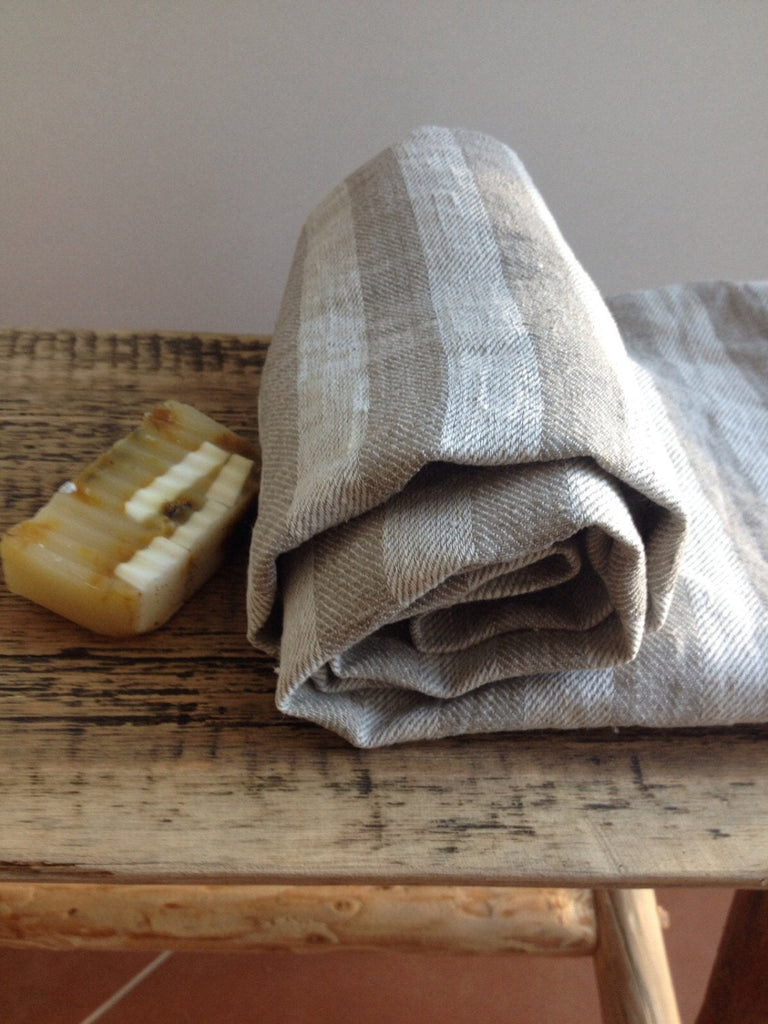 Voluminous linen bath towel, natural bath towel - Linenbee